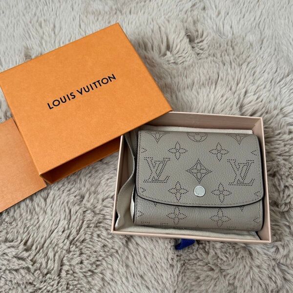 LOUIS VUITTON 財布