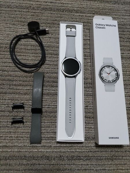 【G.W限定】Galaxy Watch 6 Classic 47mmシルバー日本版 オマケ付き