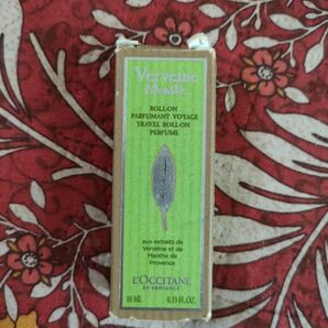 ロクシタン ミントヴァーベナ ロールオンアロマオイル