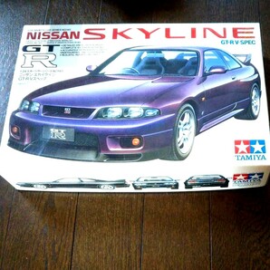 タミヤ 1/24 GT-R ニッサン・スカイライン