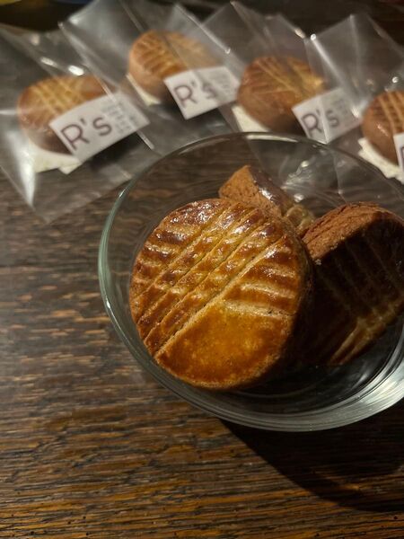 紅茶の ガレットブルトンヌ 厚焼き クッキー クラシック おやつ しょっぱい 食べ応えあり 簡易包装 ポスト投函 8個