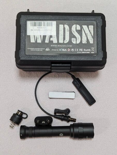 WADSN Surefire M640Uタイプ フラッシュライト シュアファイア 20mmレール・M-LOK対応 サバゲー