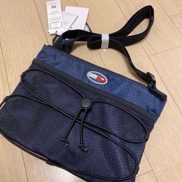 【新品未使用】Tommy Hilfiger ネイビー サコッシュ トミーヒルフィガー ショルダーバッグ 斜めがけ