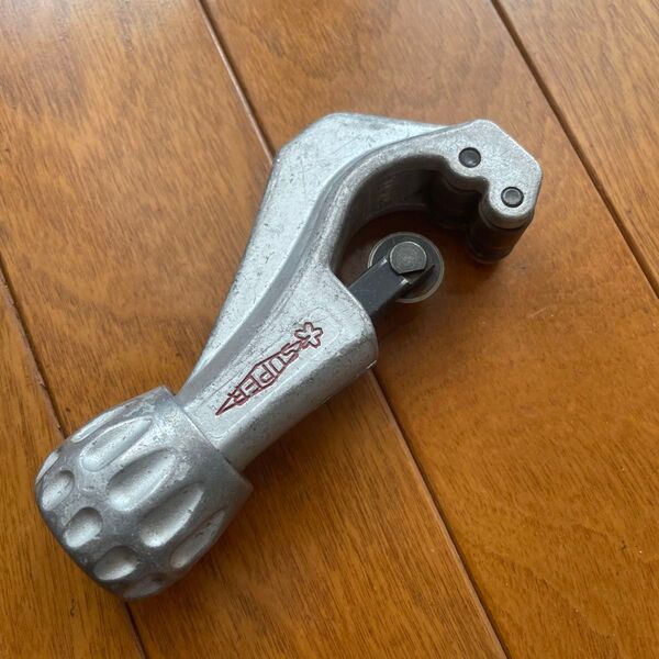 SUPERTOOL パイプカッター