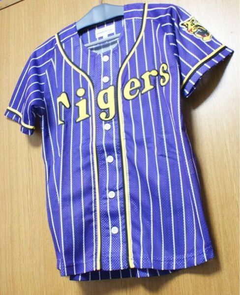 サン・ウィング製 阪神タイガース ユニフォーム 紫 未使用品