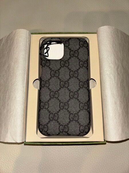 グッチ GUCCI iPhone15ケース 新品未使用