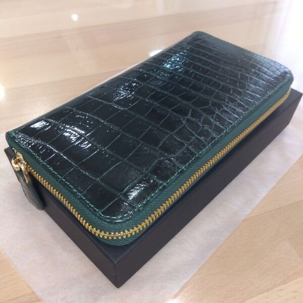 クロコダイル メンズ長財布 ラウンドファスナー シャイニング加工 緑