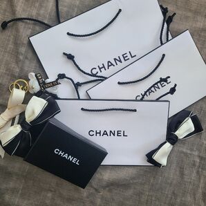 CHANEL 紙袋3枚、CHANEL空箱、 セット売り