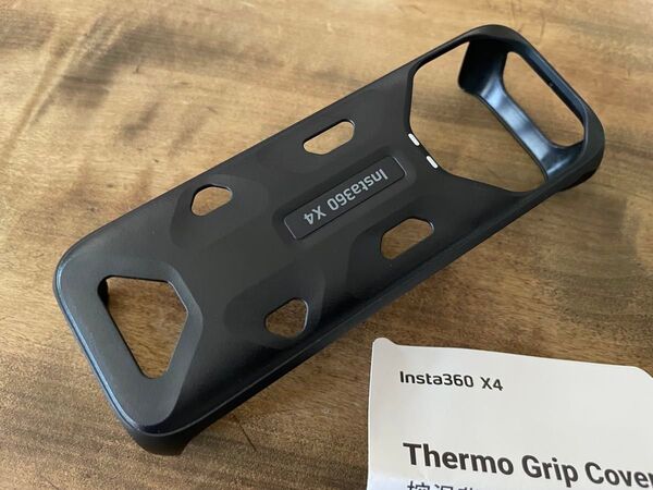 Insta360 X4サーモグリップカバー/標準同梱アクセサリー /純正品