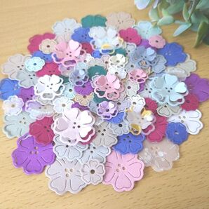 NO.48 ダイカット 花びらが立ち上がる立体花モチーフ 大中小 お色おまかせ100枚