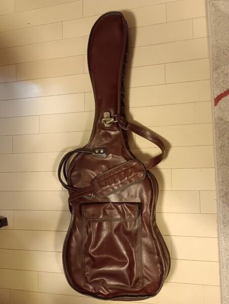 TOKAI レザー製ギターケース