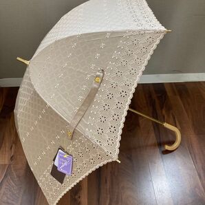 新品未使用タグ付きセリーヌ 長傘UV仕様 紫外線防止加工 春雨兼用マカダム柄刺繍 ベージュ