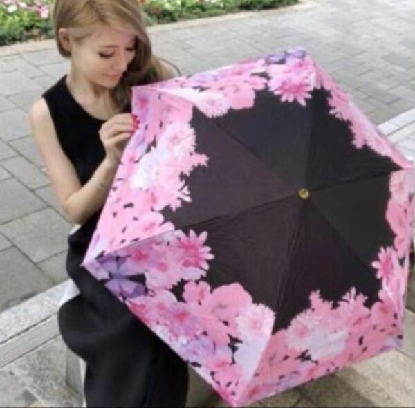 新品 Rady ノベルティ トロピカルフラワー 折りたたみ傘 黒 アンブレラ 晴雨兼用傘