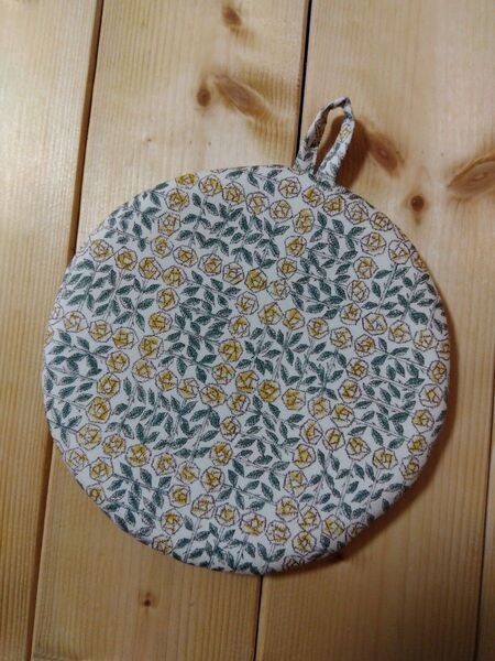 34 ハンドメイド 鍋敷き リバティプリント ミナペルホネン