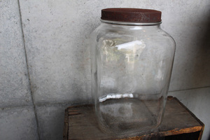 【古い ガラス瓶】うねり 駄菓子瓶 保存瓶 のり瓶　H26cm