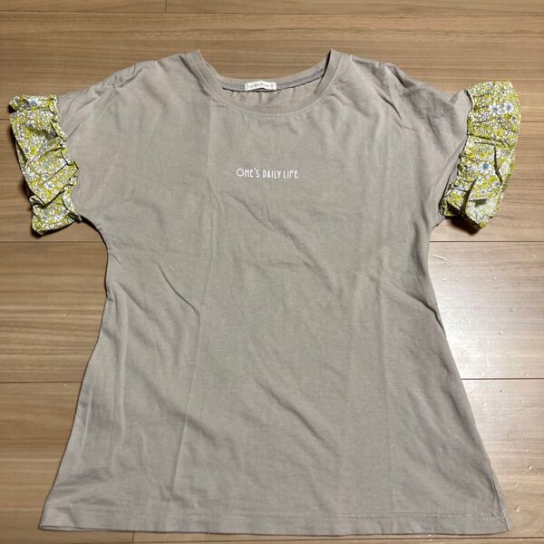 フリル袖 花柄 Tシャツ リセマイン 140