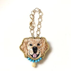 愛犬と一緒にお散歩気分♪ゴールデンレトリバー 2wayアクセサリー バッグチャーム ブローチ 動物刺繍 手刺繍