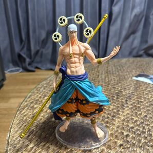 ワンピース エネル フィギュア 箱無しです。