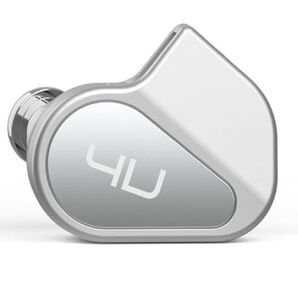 4U イヤホン シルバー 未使用