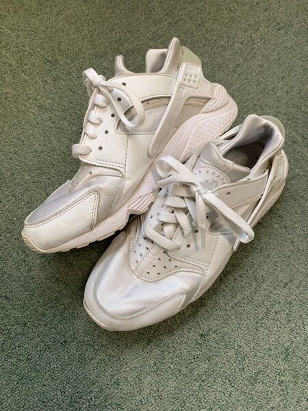 ナイキ NIKE エハラチ ハラチスニーカー 25.5㎝