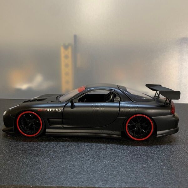240 マツダ RX-7 1/24スケール ダイキャストミニカー マットブラック ドア/ボンネット/トランクが開閉