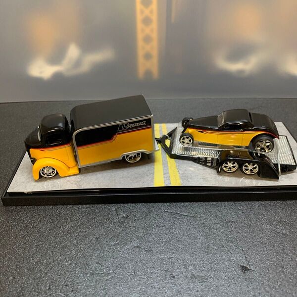806 美品 フォード トレーラーセット 1/64スケール ダイキャストミニカー アメ車