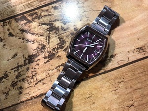 AK455 excellent level rare agnes.b Agnes B Date purple face tonneau original SS breath 7N32-0DB0 quarts men's wristwatch 