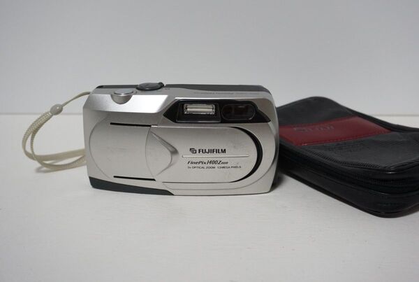 Fujifilm FinePix 1400 Zoom コンパクトデジタルカメラ