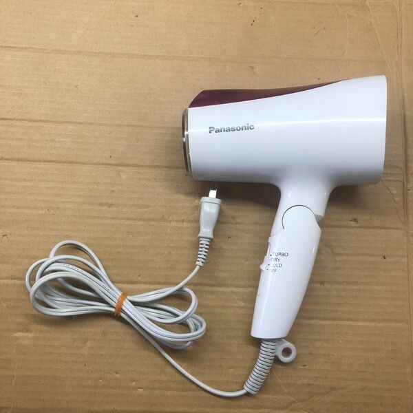 12. Panasonic イオニティ ヘアドライヤー EH-NE3A