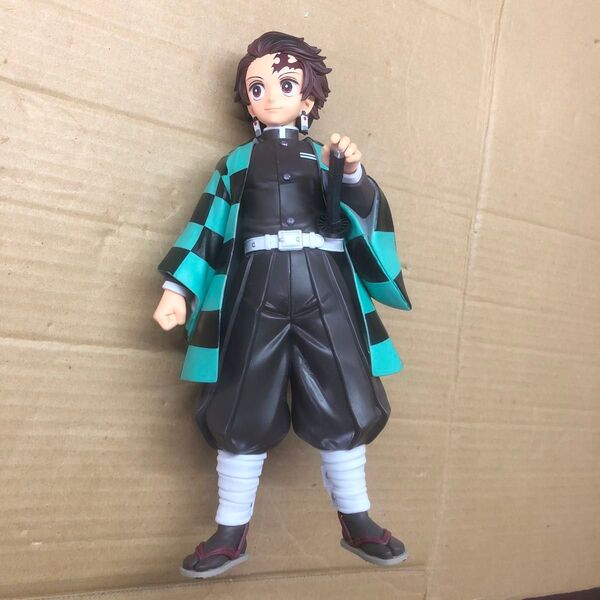 13. 鬼滅の刃 竈門炭治郎 フィギュア 人形 24cm