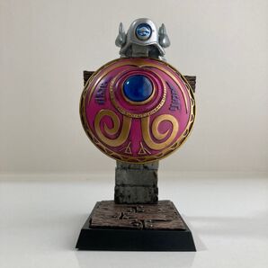 ドラゴンクエスト レジェンドアイテムズギャラリー はぐれメタルの装備編 まほうの盾/はぐれメタルヘルム