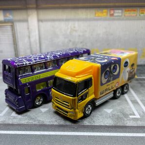 【2台セット】ディズニートミカ WALLE ロンドンバス(紫)&ラッピングバス(日産ディーゼル・黄色)レア!