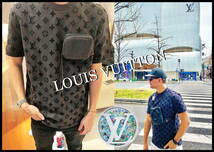 LOUIS VUITTON モノグラムＴシャツ 国内正規品 LV グリメタル メンズ S ベロア 激レア 即完売品 ポケットポーチ付き M ダミエ スウェット_画像6