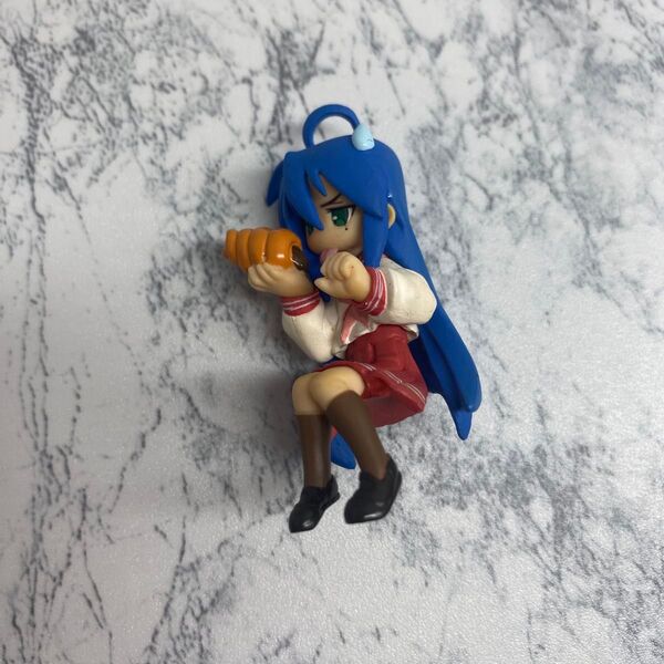 らき☆すた 泉こなた フィギュア チョココロネ セーラー服