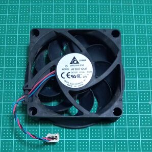 PC冷却ファン Delta AFB0712LB DCブラシレスファン