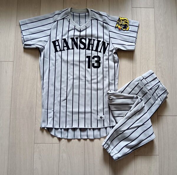 【特注品】阪神 タイガース 葛西 オーダー 上下 ビジター ユニフォーム デサント L