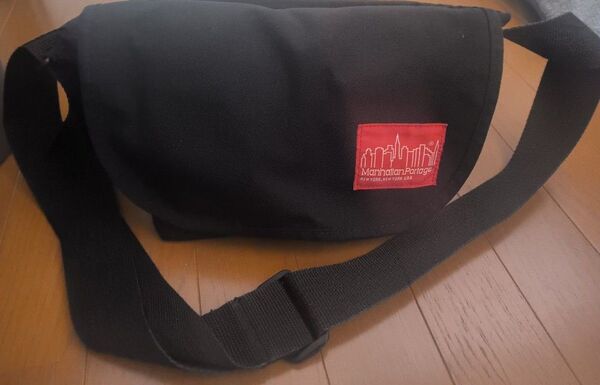 Manhattan Portage メッセンジャーバッグ ブラック