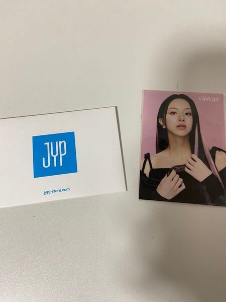 TWICE チェヨンのトレカとナヨンのカードです