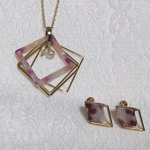 【Watts】ペンダント & イヤリング
