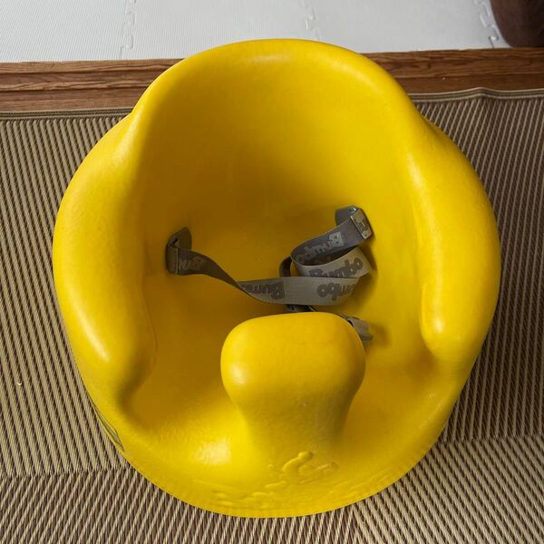 バンボ Bumbo イエロー ベビーチェア ベビーソファ 赤ちゃん