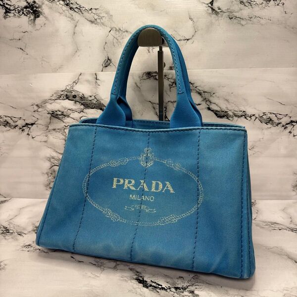 (美品)大人気、プラダ、カナパ、M、人気色、夏色、水色、3角プレート、高級感、PRADA、トートバッグ、大容量、A-4可