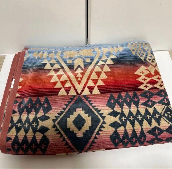 新品 ペンドルトン タオルケット ブランケット