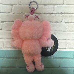 ★新品★カウズ BFF ぬいぐるみキーホルダーピンク