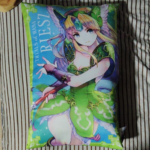 【美品】聖剣伝説3 トライアルズオブマナ リース クッション 枕 アミューズメント景品