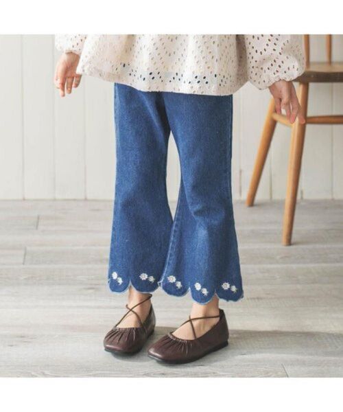 【apreslescours】WEB限定 裾刺繍スカラップデニムパンツ 9分丈