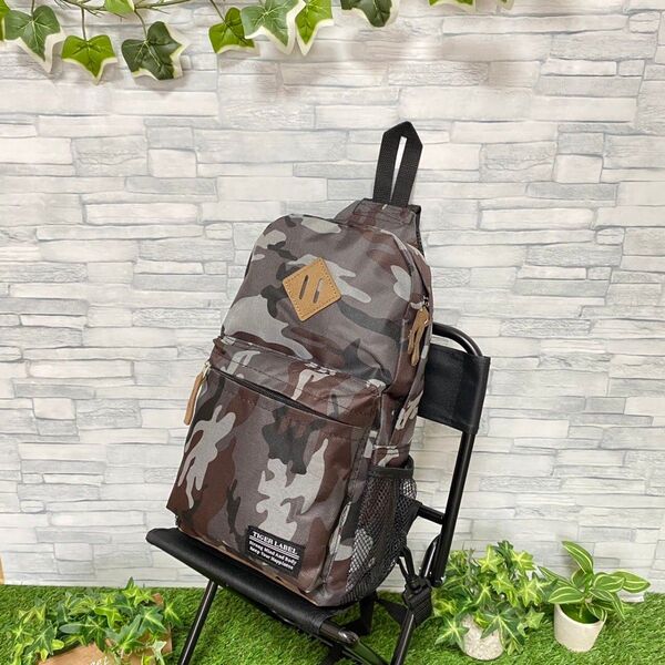 新品未使用 送料込み メンズ レディース キッズ 軽量 ボディバッグ ワンショルダーバッグ 斜め掛けバッグ 散歩バッグ グレー迷彩