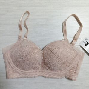 新品 ブラデリス バックスムーズキャッチャーカップブラ ヌードベージュ Мサイズ