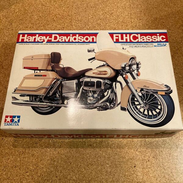 タミヤ オートバイ プラモデル 1/6 ビッグスケール ハーレー ダビッドソン FLH クラシック 未組立