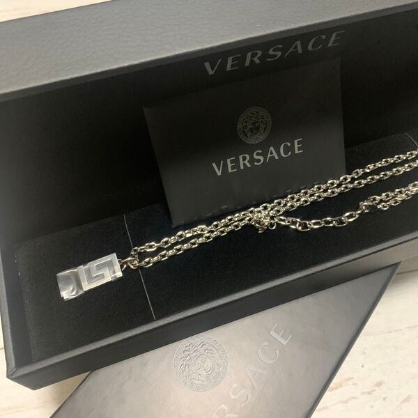 【正規品】VERSACE ヴェルサーチェ グレカ ネックレス シルバー 人気アイテム 新品未使用品