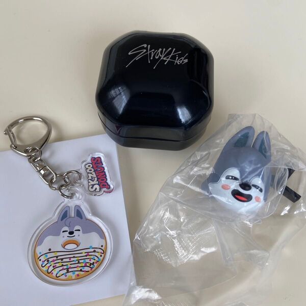Stray Kids アクリルキーホルダー 指輪 バンチャン ウルフチャン